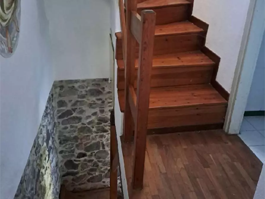 Immagine 18 di Appartamento in vendita  in  Via Trebisonda 11 a Valsolda