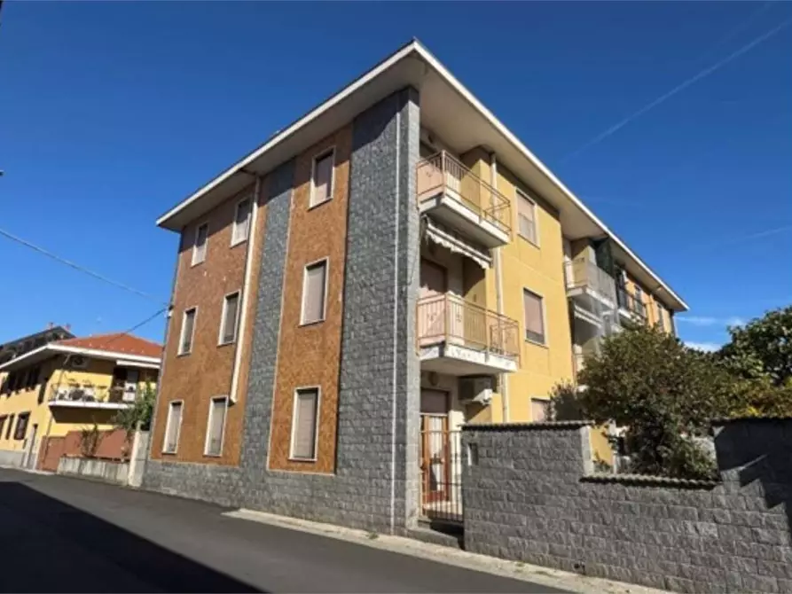 Immagine 1 di Appartamento in vendita  in Via Carducci  47/49 a Cameri
