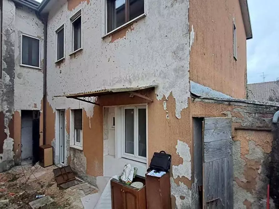 Immagine 4 di Appartamento in vendita  in Via Pirandello 14 a Cadorago