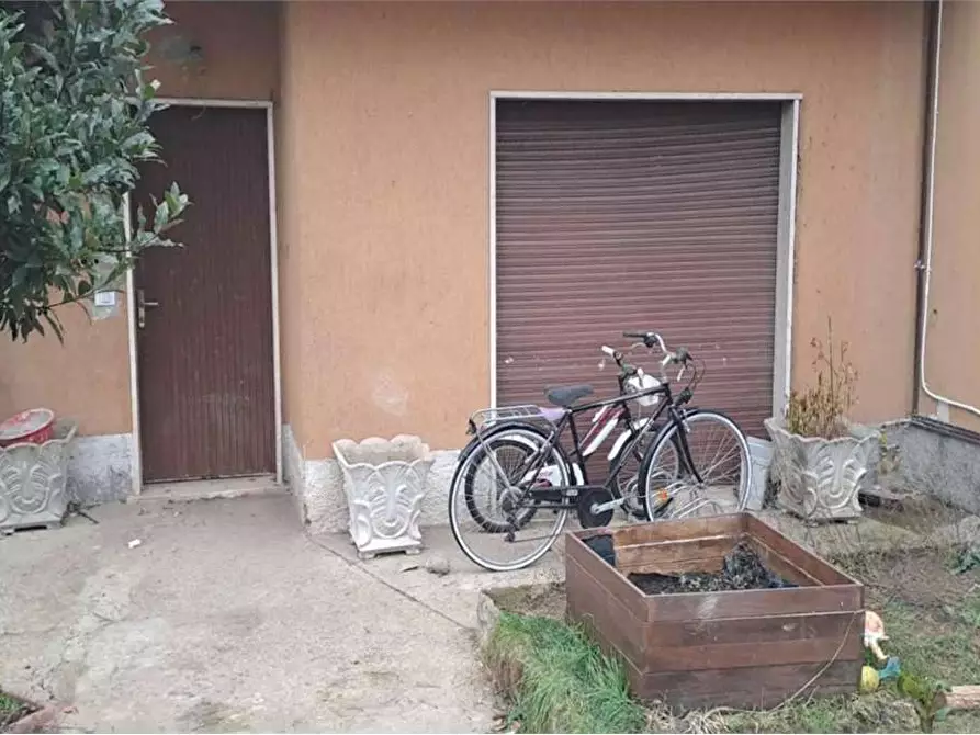 Immagine 5 di Appartamento in vendita  in Via Pirandello 14 a Cadorago