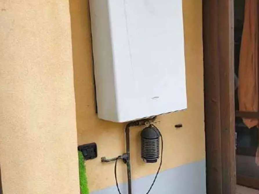 Immagine 14 di Appartamento in vendita  in Via Damiano Chiesa  40 a Marnate