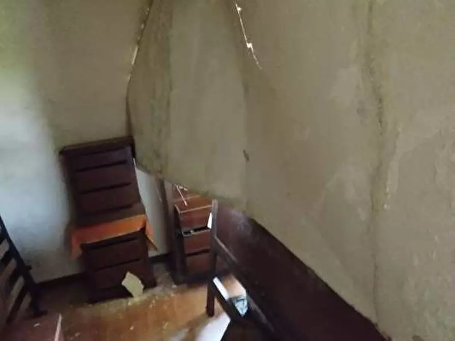Immagine 8 di Appartamento in vendita  in Strada Armino 9 a Cocquio-Trevisago