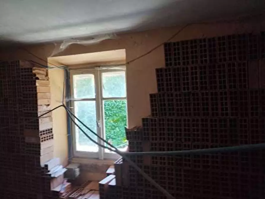Immagine 17 di Appartamento in vendita  in Strada Armino 9 a Cocquio-Trevisago