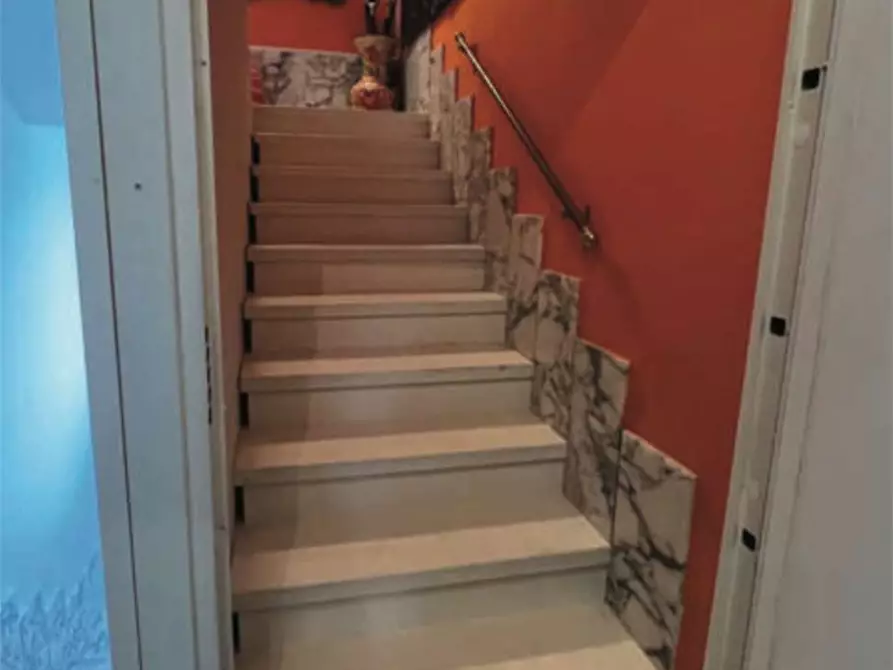 Immagine 8 di Appartamento in vendita  in Via vincenzo bellini 18 a Bollate