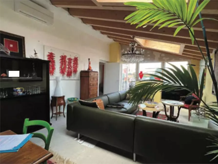 Immagine 25 di Appartamento in vendita  in Via vincenzo bellini 18 a Bollate
