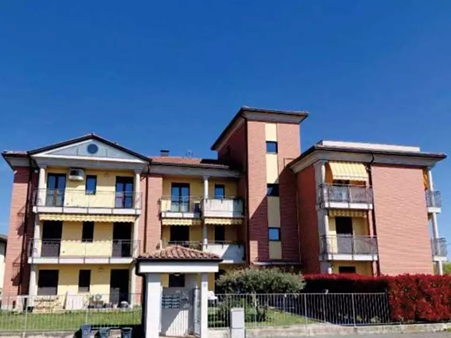 Immagine 1 di Appartamento in vendita  in Via berra  19/A a Venegono Inferiore