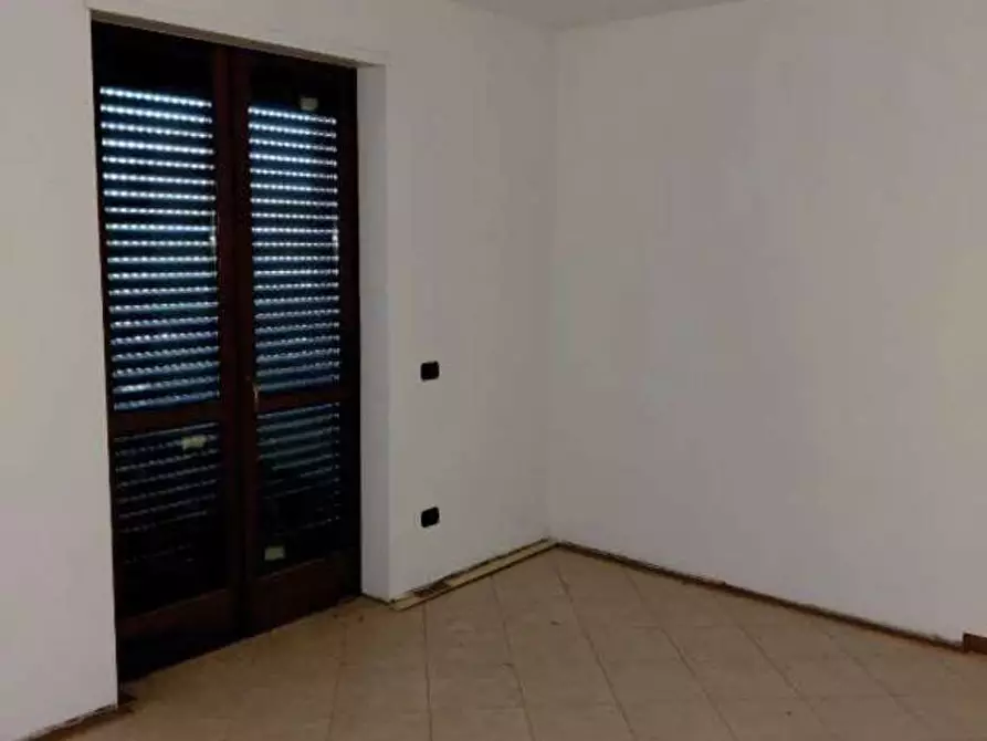 Immagine 8 di Appartamento in vendita  in Via berra  19/A a Venegono Inferiore