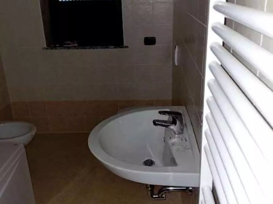 Immagine 12 di Appartamento in vendita  in Via berra  19/A a Venegono Inferiore