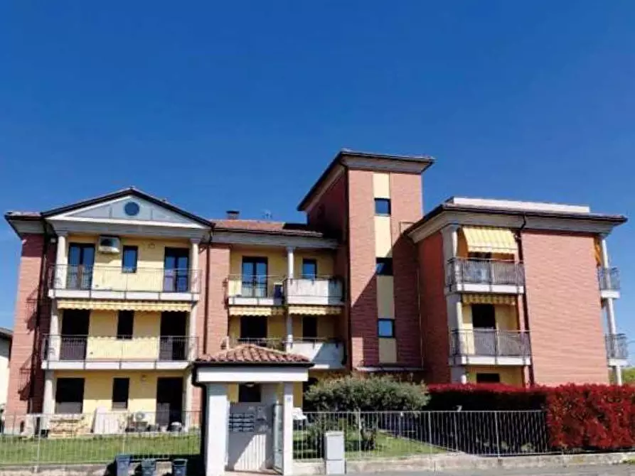 Immagine 1 di Appartamento in vendita  in Via berra  19/A a Venegono Inferiore