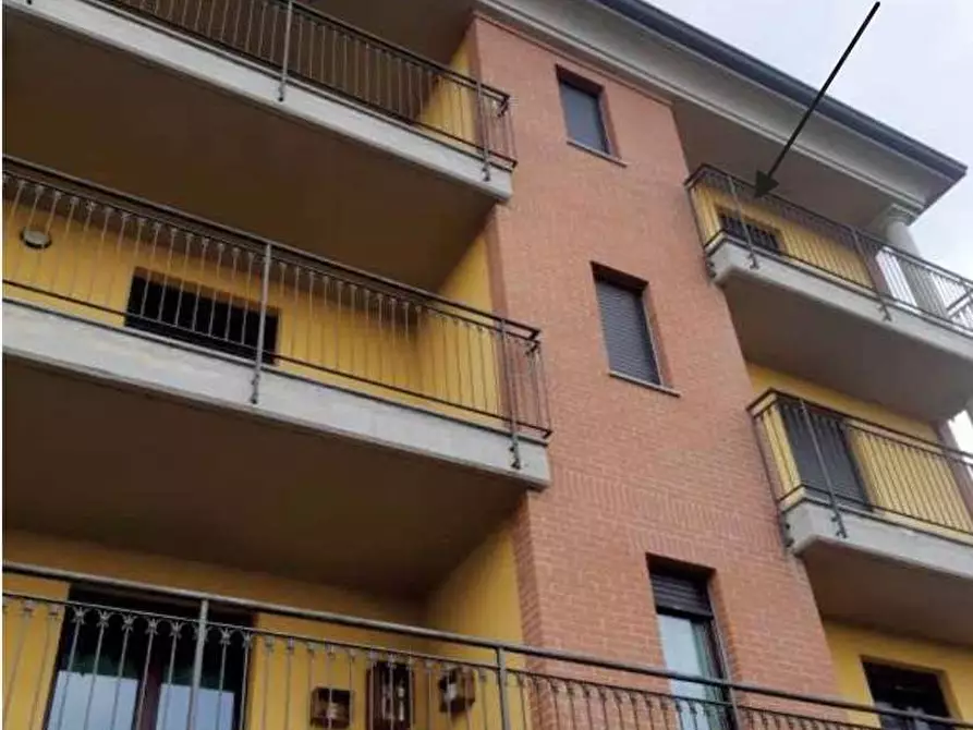 Immagine 5 di Appartamento in vendita  in Via berra  19/A a Venegono Inferiore