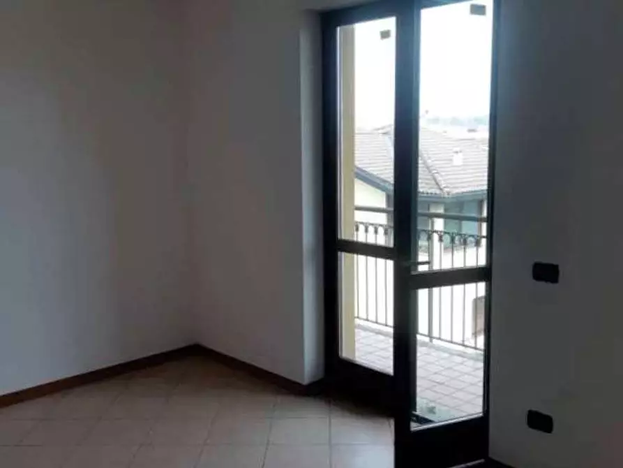 Immagine 8 di Appartamento in vendita  in Via berra  19/A a Venegono Inferiore