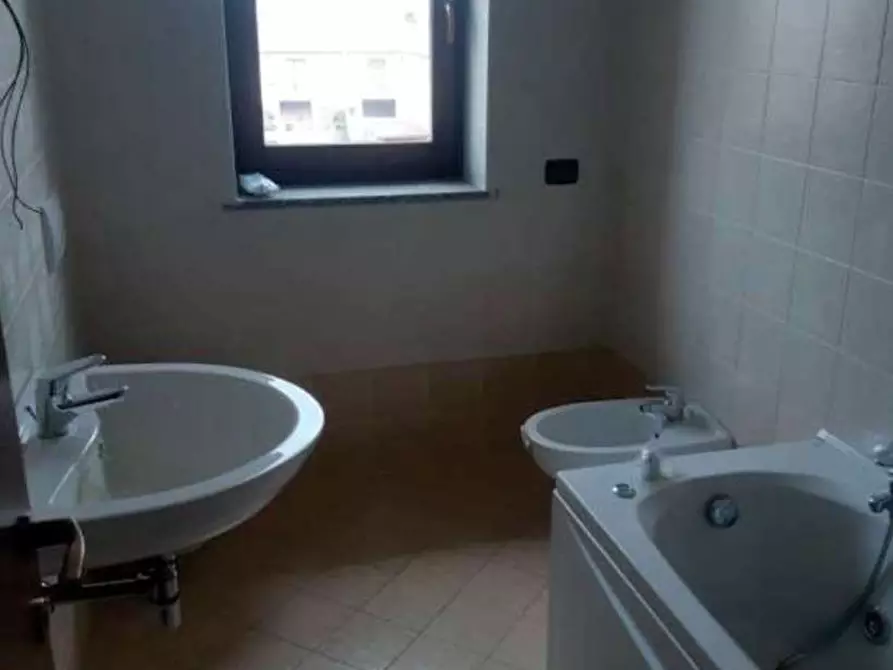 Immagine 11 di Appartamento in vendita  in Via berra  19/A a Venegono Inferiore