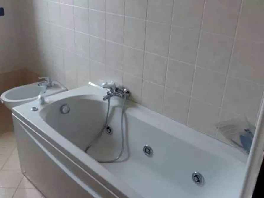 Immagine 12 di Appartamento in vendita  in Via berra  19/A a Venegono Inferiore