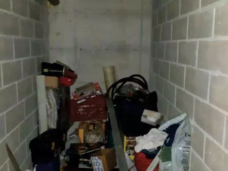 Immagine 16 di Appartamento in vendita  in Via berra  19/A a Venegono Inferiore