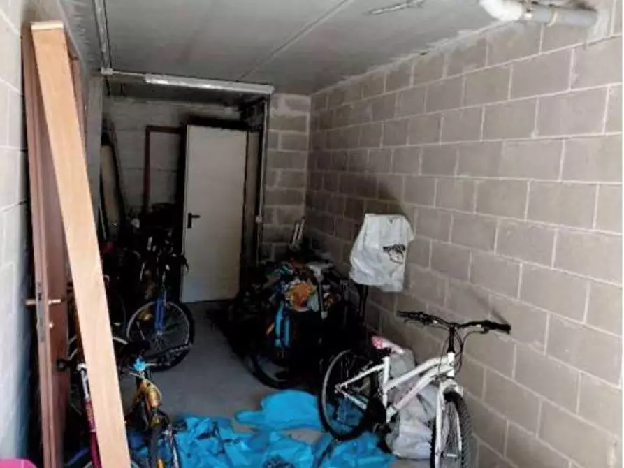 Immagine 17 di Appartamento in vendita  in Via berra  19/A a Venegono Inferiore