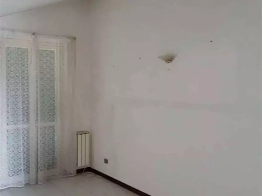 Immagine 8 di Appartamento in vendita  in Via xxv aprile  15 a Vedano Olona