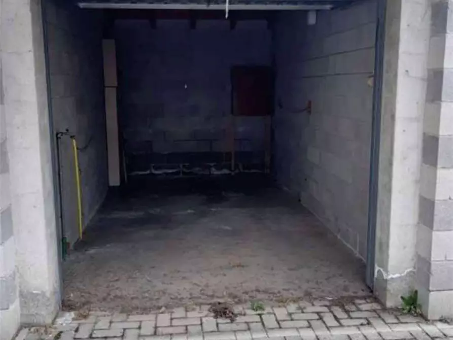 Immagine 17 di Appartamento in vendita  in Via xxv aprile  15 a Vedano Olona