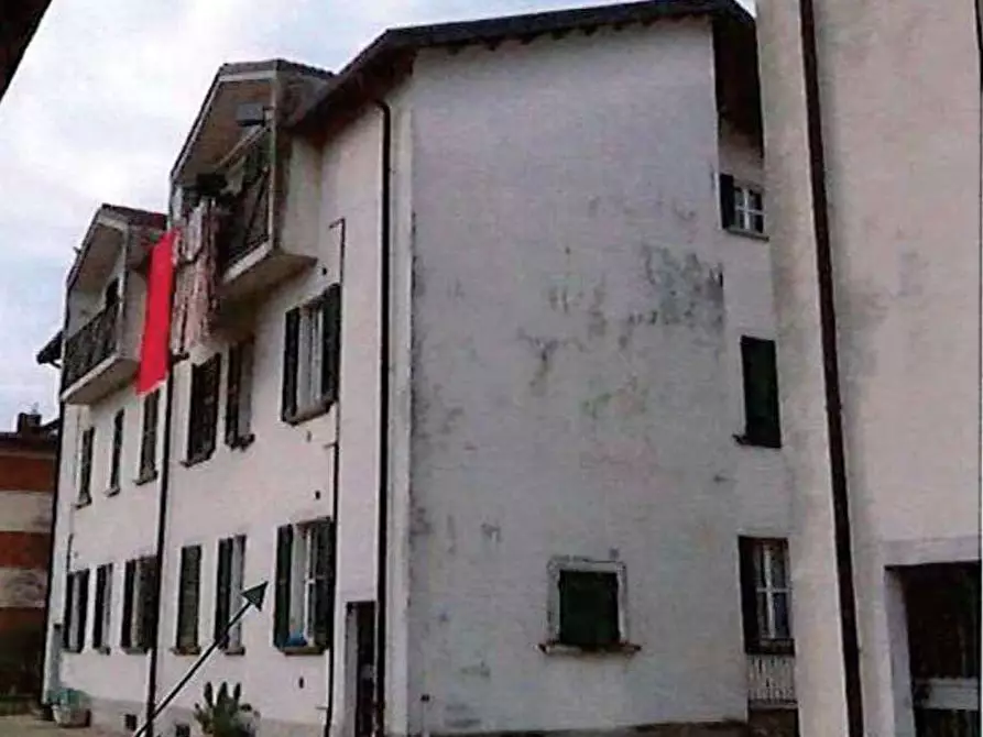 Immagine 3 di Appartamento in vendita  in Via xxv aprile  17 a Vedano Olona