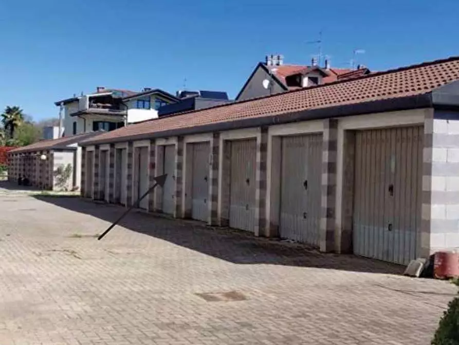 Immagine 15 di Appartamento in vendita  in Via xxv aprile  17 a Vedano Olona