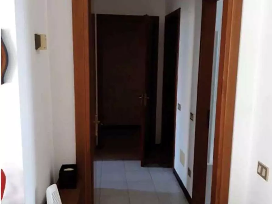 Immagine 11 di Appartamento in vendita  in Via xxv aprile  15 a Vedano Olona
