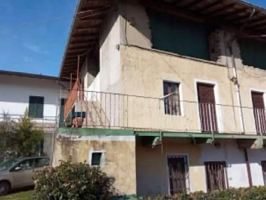 Immagine 2 di Appartamento in vendita  in Via vittorio veneto  7 a Travedona-Monate
