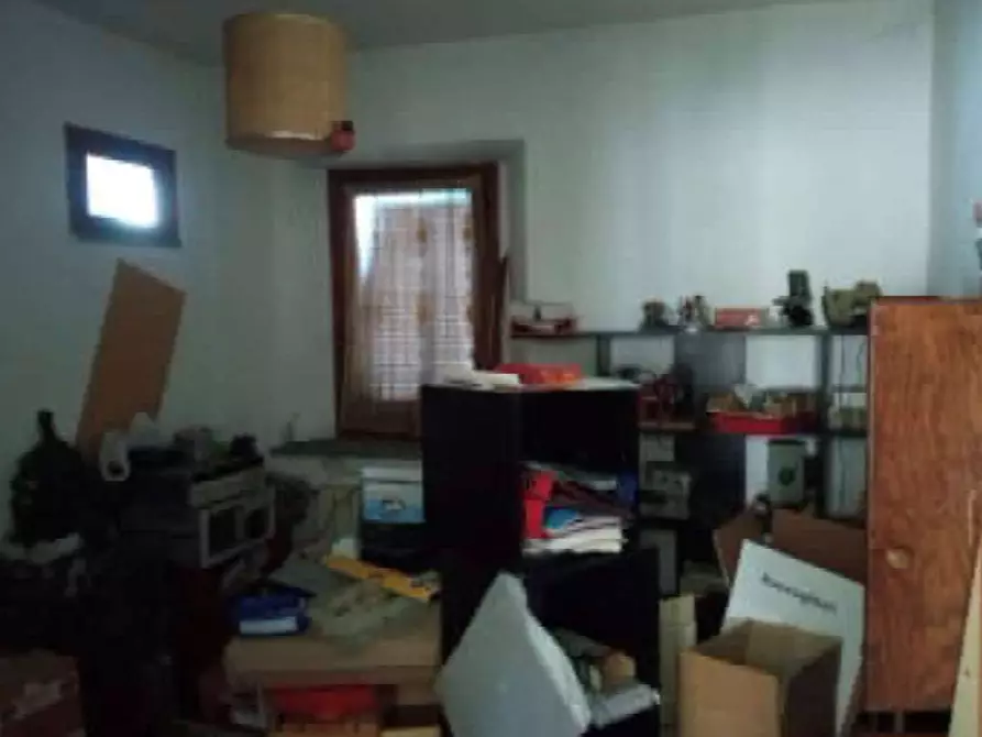 Immagine 5 di Appartamento in vendita  in Via vittorio veneto  7 a Travedona-Monate