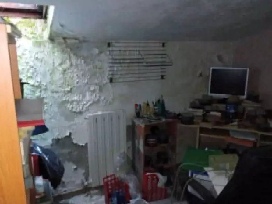 Immagine 13 di Appartamento in vendita  in Via vittorio veneto  7 a Travedona-Monate