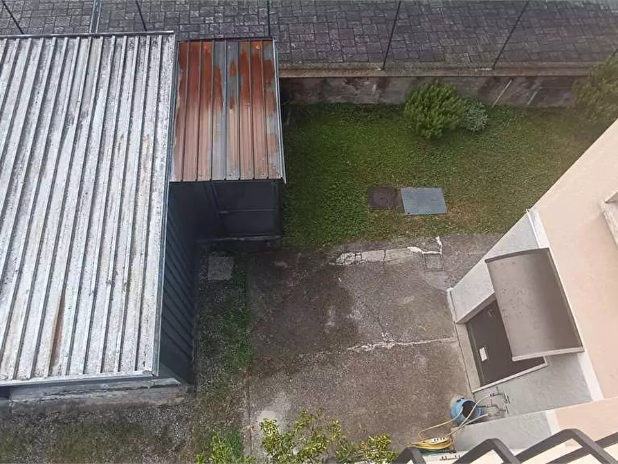 Immagine 26 di Appartamento in vendita  in via Trento 4 a Gavirate