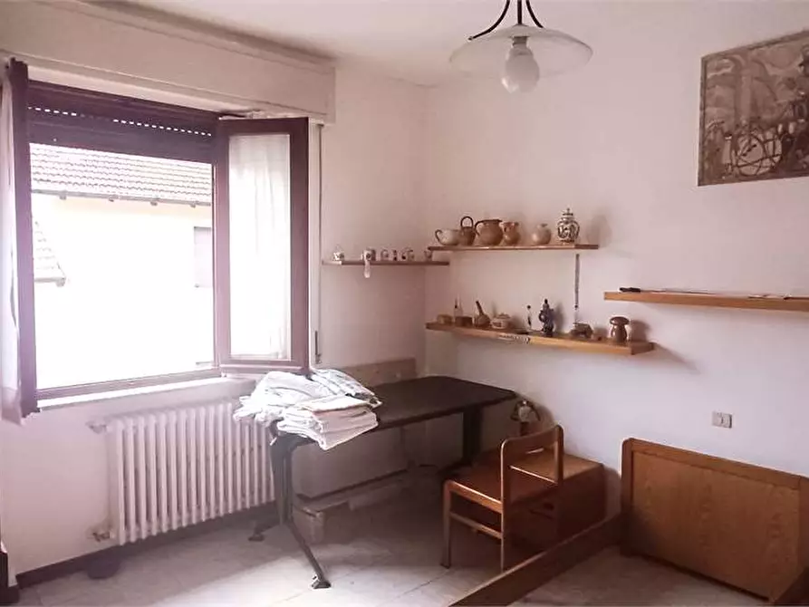 Immagine 9 di Appartamento in vendita  in via Trento 4 a Gavirate