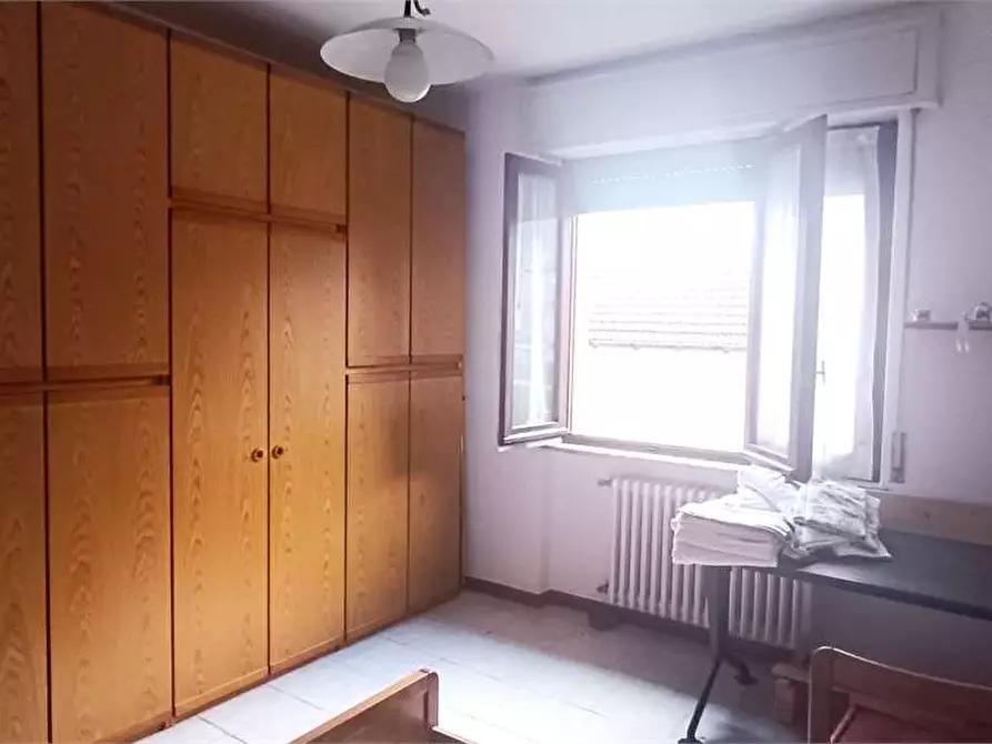 Immagine 11 di Appartamento in vendita  in via Trento 4 a Gavirate