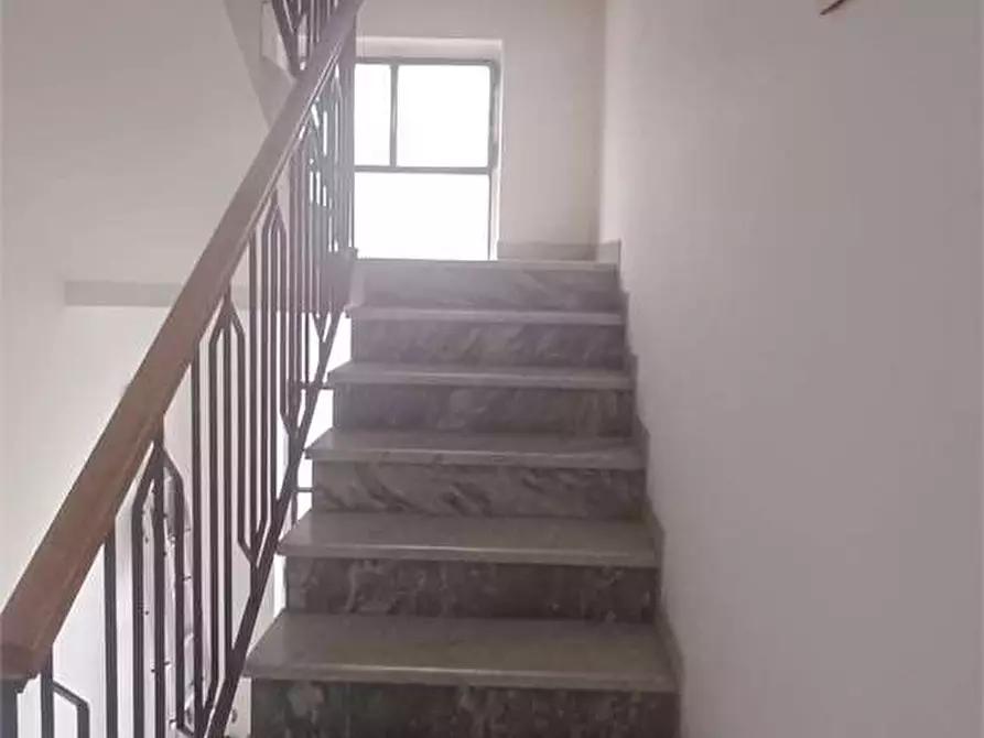 Immagine 16 di Appartamento in vendita  in via Trento 4 a Gavirate