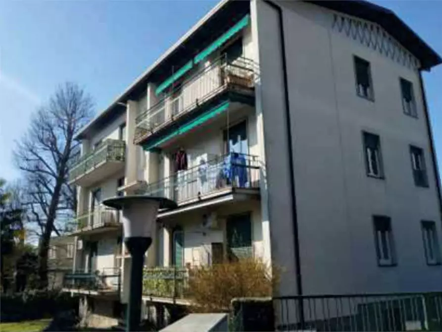 Immagine 1 di Appartamento in vendita  in Via vincenzo vela  22 a Varese