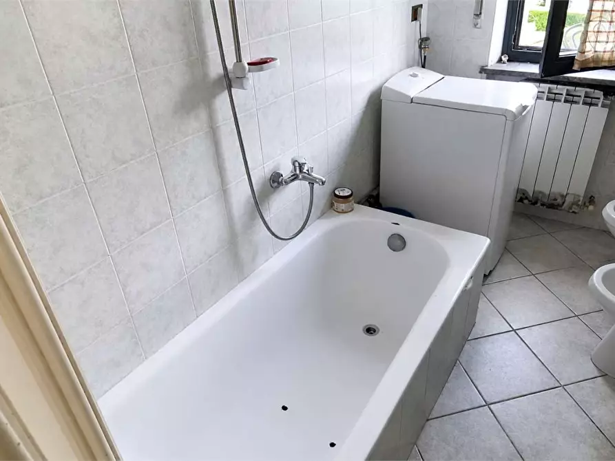 Immagine 13 di Appartamento in vendita  in Via don giovanni frippo 29 a Gallarate