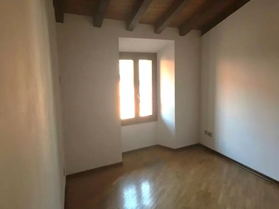 Immagine 10 di Appartamento in vendita  in Via Volta  61 a Lipomo