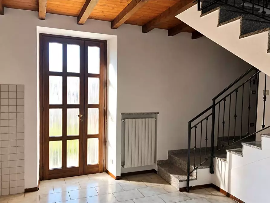 Immagine 12 di Appartamento in vendita  in Via Volta  61 a Lipomo