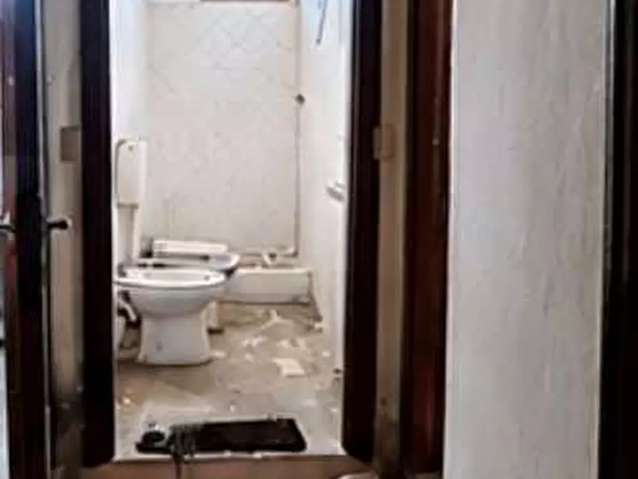 Immagine 23 di Appartamento in vendita  in Vicolo dei Romani 23 a Casorate Sempione