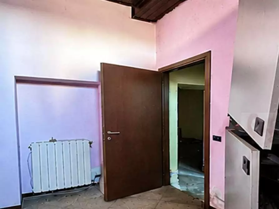 Immagine 32 di Appartamento in vendita  in Vicolo dei Romani 23 a Casorate Sempione