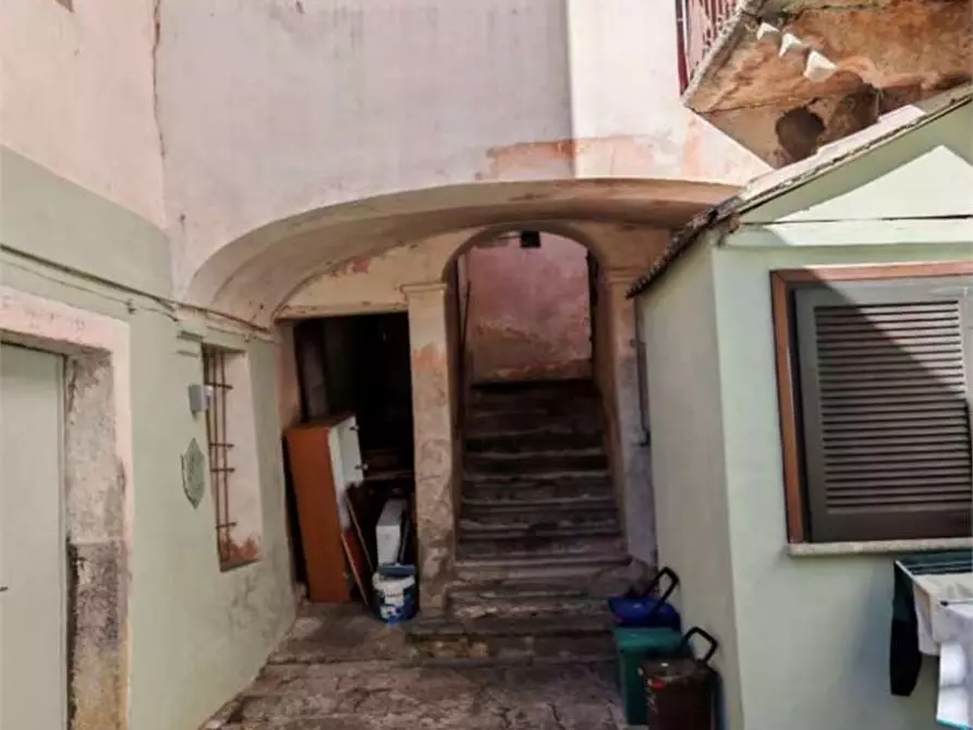 Immagine 2 di Appartamento in vendita  in Via Libertà  27 a Casalzuigno