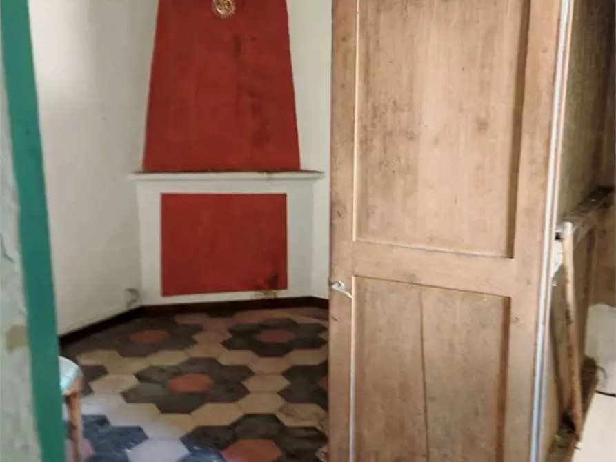 Immagine 13 di Appartamento in vendita  in Via Libertà  27 a Casalzuigno