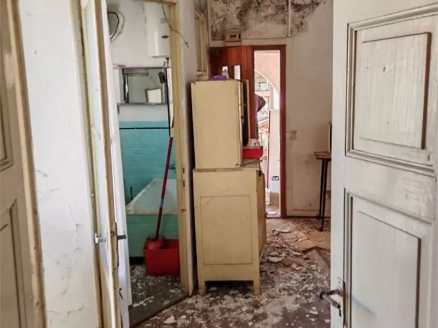 Immagine 16 di Appartamento in vendita  in Via Libertà  27 a Casalzuigno