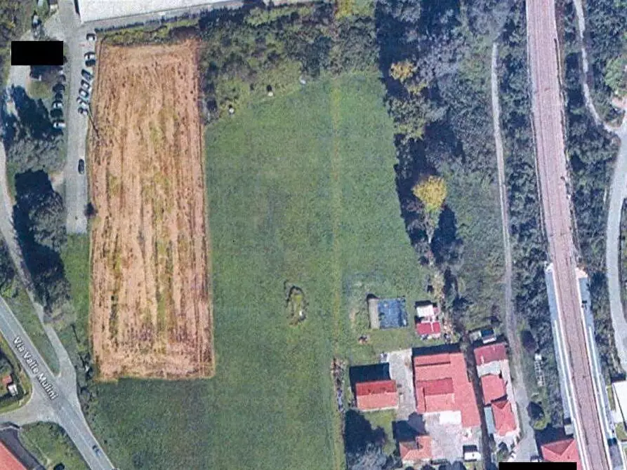 Immagine 1 di Terreno agricolo in vendita  in Via Dogana 5 a Fino Mornasco