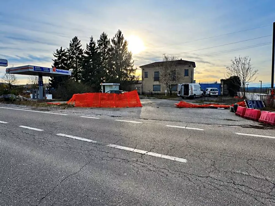 Immagine 3 di Appartamento in vendita  in Via del gregge 110 a Lonate Pozzolo