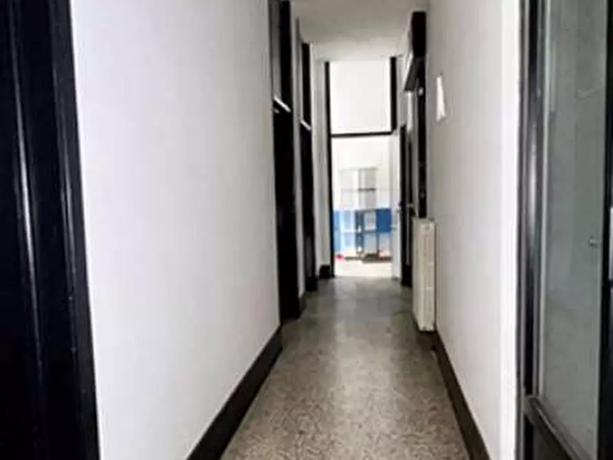 Immagine 8 di Appartamento in vendita  in Via del gregge 110 a Lonate Pozzolo