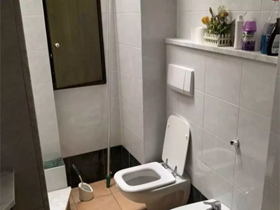 Immagine 5 di Appartamento in vendita  in Via Giuseppe Garibaldi  32 a Venegono Superiore