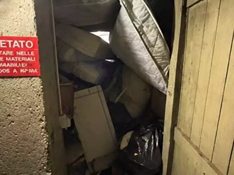 Immagine 12 di Appartamento in vendita  in Via flavio gioia 3 a Busto Arsizio