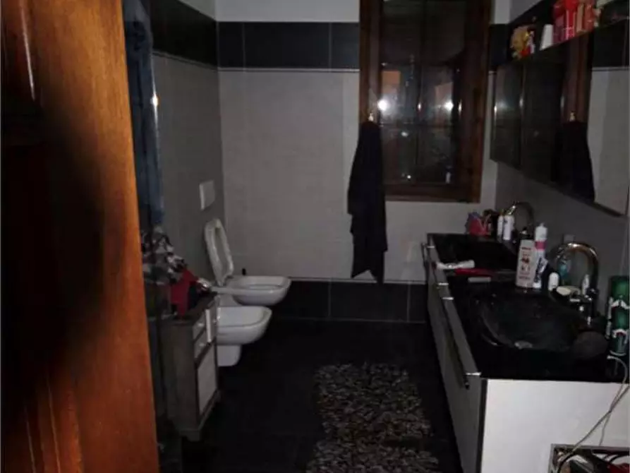 Immagine 9 di Villa in vendita  in Via G. Pascoli 37 a Cadorago