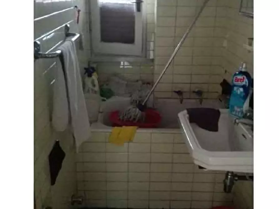 Immagine 5 di Appartamento in vendita  in Via Bissone 6 a Baranzate