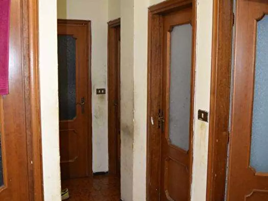 Immagine 3 di Appartamento in vendita  in Via carlo morbio 8 a Novara
