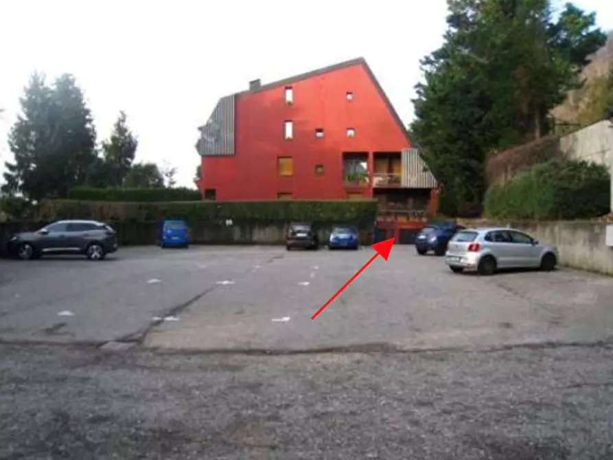Immagine 4 di Negozio in vendita  in Via Gaetano Previati  9 a Induno Olona