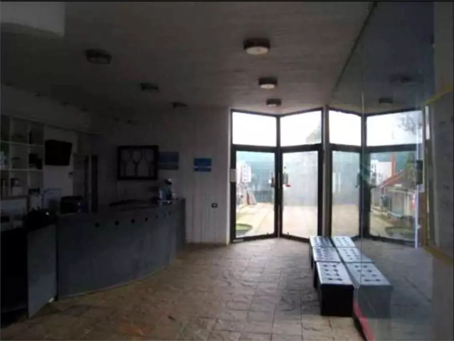 Immagine 16 di Negozio in vendita  in Via Gaetano Previati  9 a Induno Olona